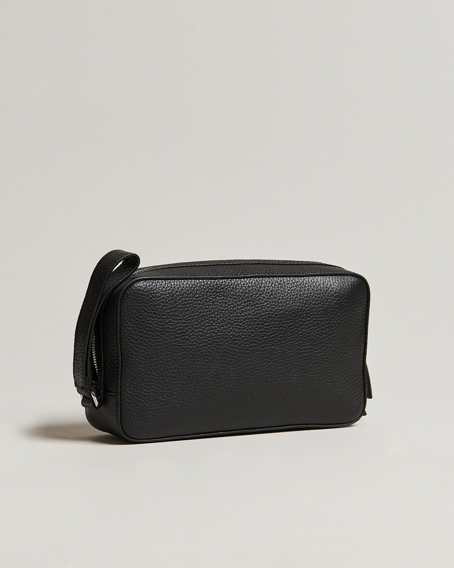 Hombres | Bolsos | Tiger of Sweden | Wes Grained Leather Toilet Bag Black