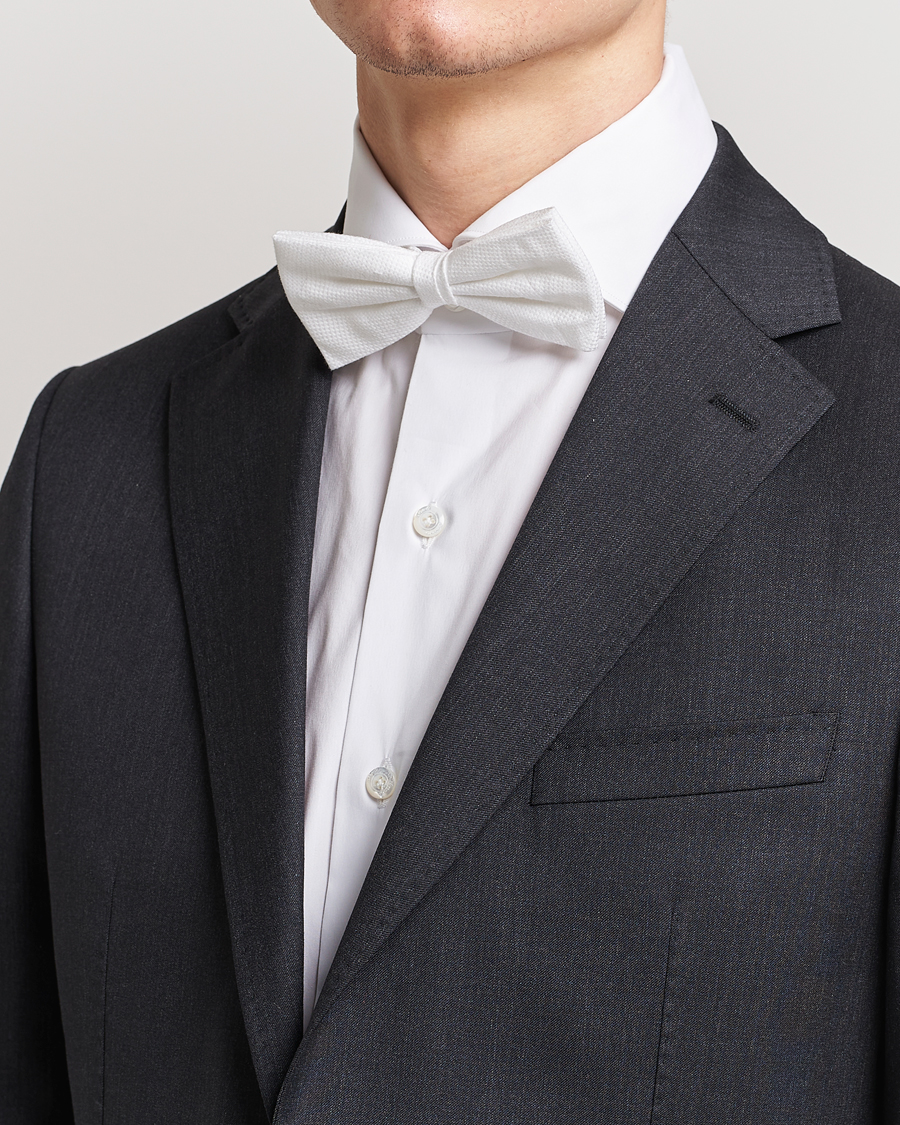 Hombres | Pajaritas | Amanda Christensen | Cotton Pique Pre Tie White