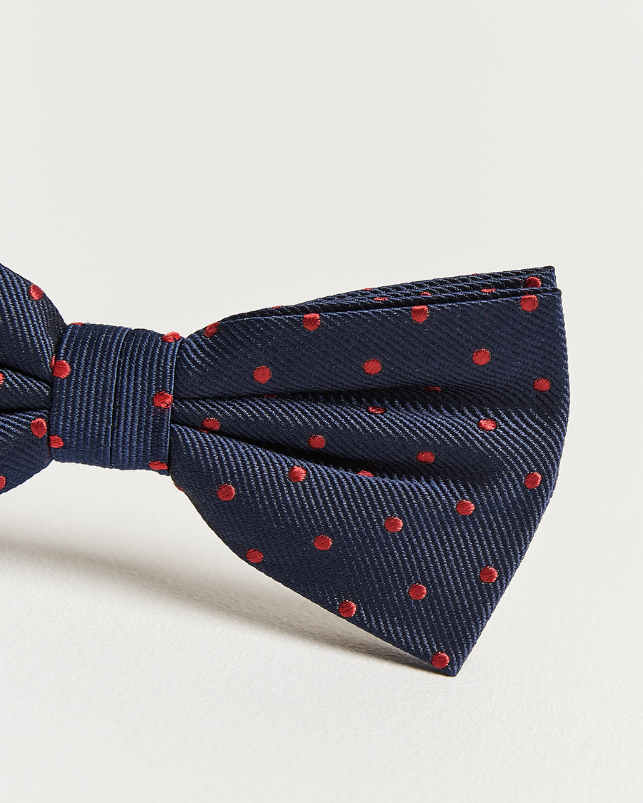 Hombres | Amanda Christensen Dot Pre Tie Silk Navy/Wine | Amanda Christensen | Dot Pre Tie Silk Navy/Wine