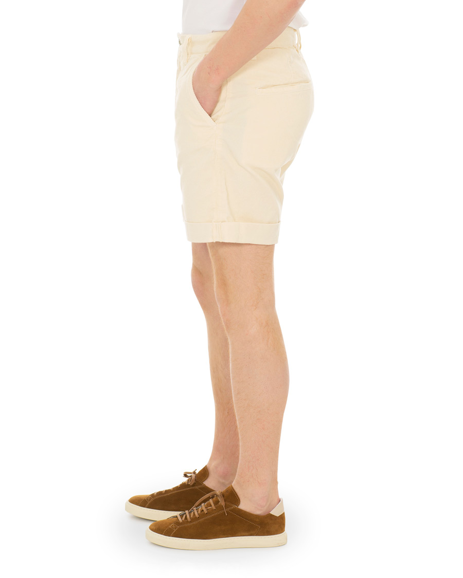 Hombres | Pantalones cortos | Nudie Jeans | Luke Baby Cord Shorts Dusty White