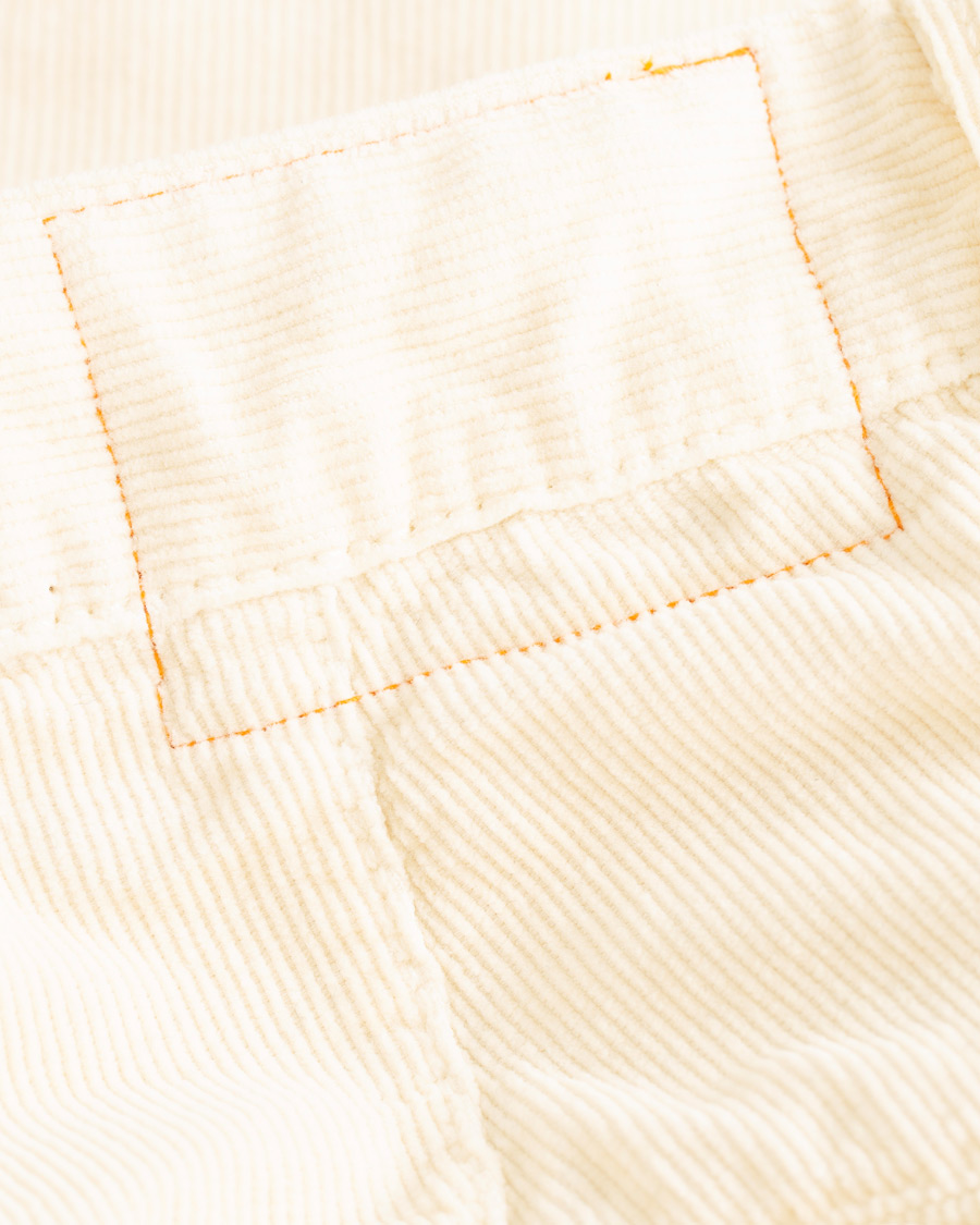 Hombres | Pantalones cortos | Nudie Jeans | Luke Baby Cord Shorts Dusty White