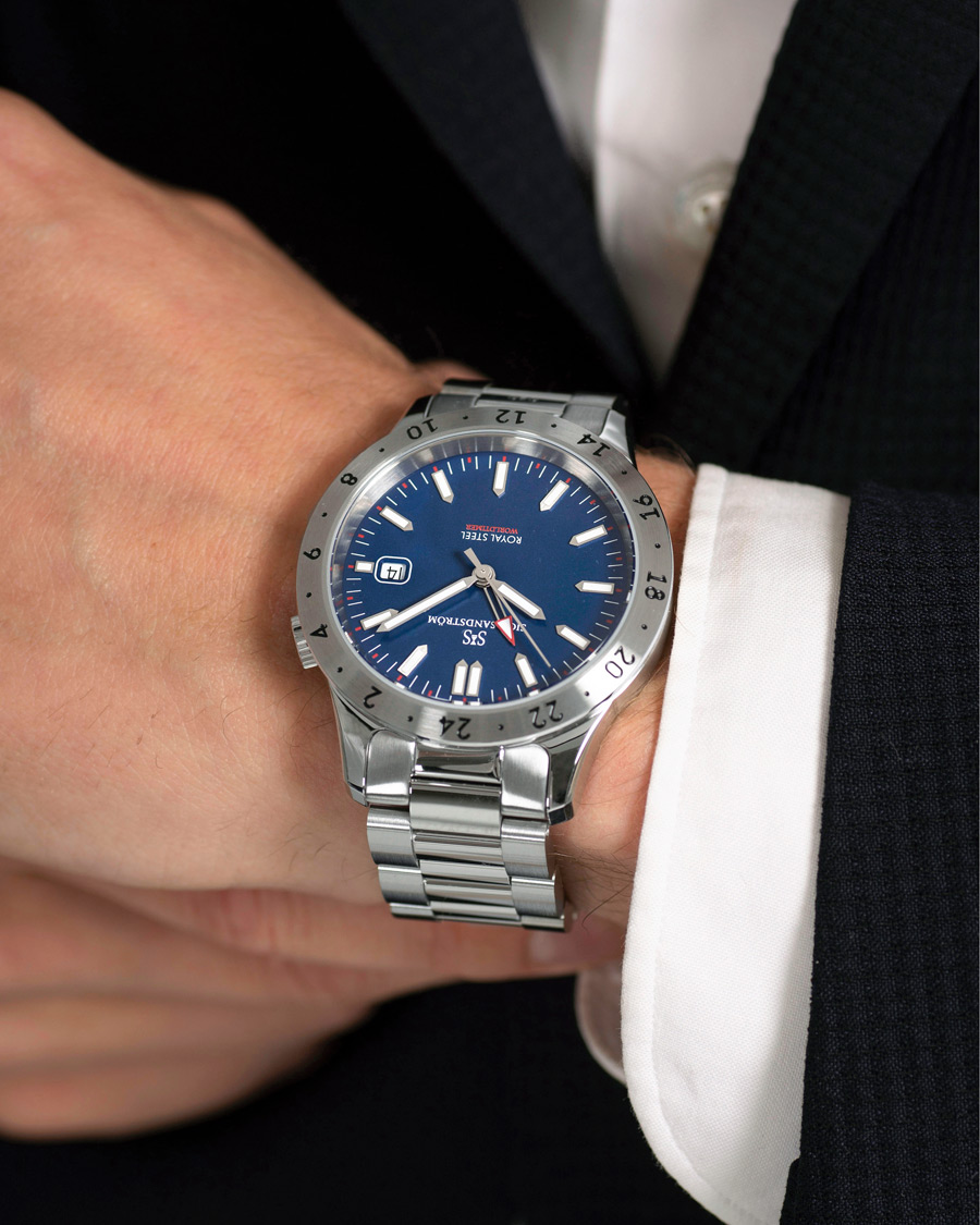 Hombres | Fine watches | Sjöö Sandström | Royal Steel Worldtimer 41mm Blue with Steel
