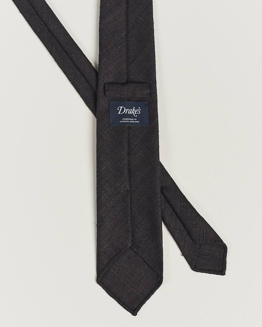 Hombres |  | Drake's | Tussah Silk Handrolled 8 cm Tie Black