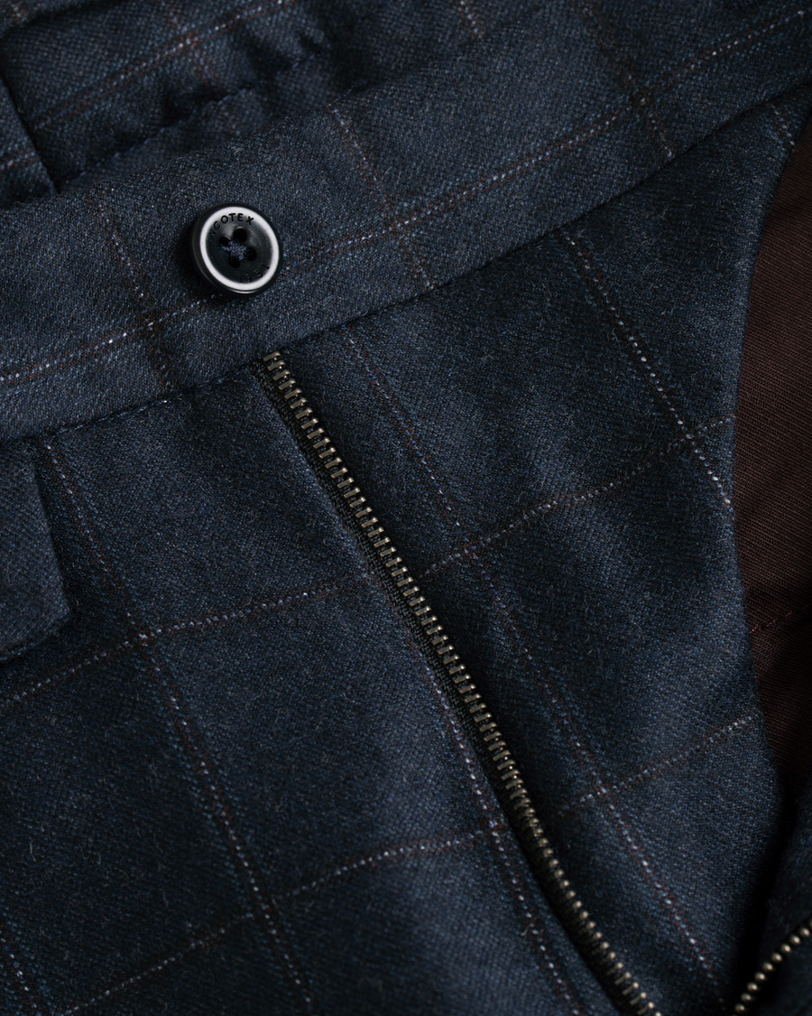 Hombres | Pantalones | Incotex | Slim Fit Side-adjuster Windowpane Flannel Trousers Navy