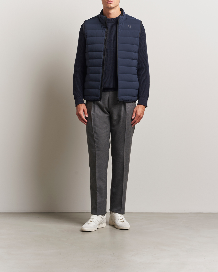Hombres | Chalecos | UBR | Sonic Vest Navy