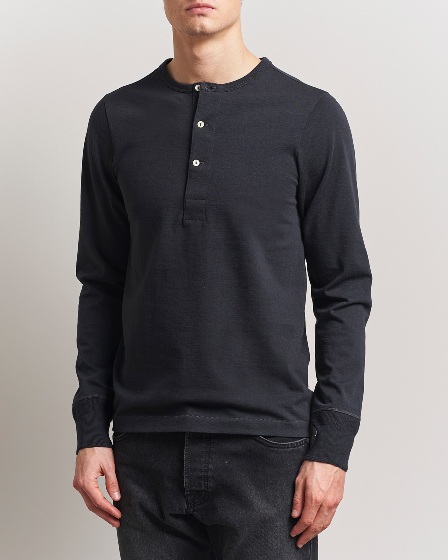 Hombres | Jerséis y prendas de punto | Merz b. Schwanen | Classic Organic Cotton Henley Sweater Charcoal