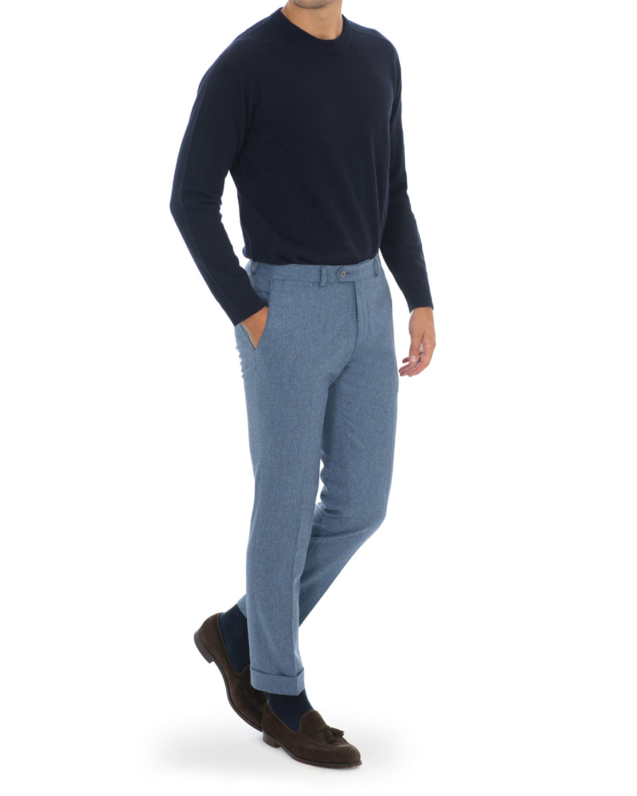 Hombres | Pantalones | Oscar Jacobson | Dean Turn Up Flannel Trousers Light Blue