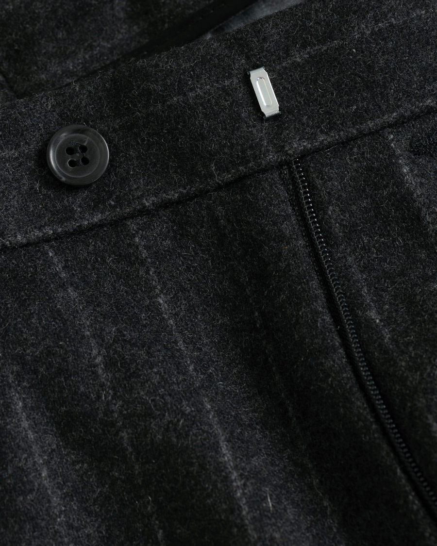 Hombres | Pantalones | Oscar Jacobson | Nilo Chalkstripe Side Adjuster Trousers Dark Grey