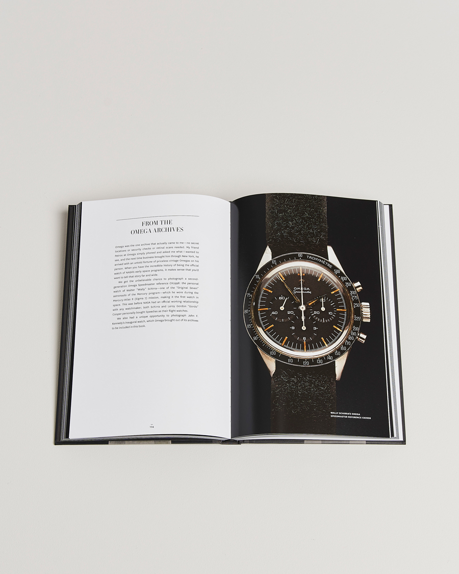 Hombres | Libros | New Mags | A Man and His Watch