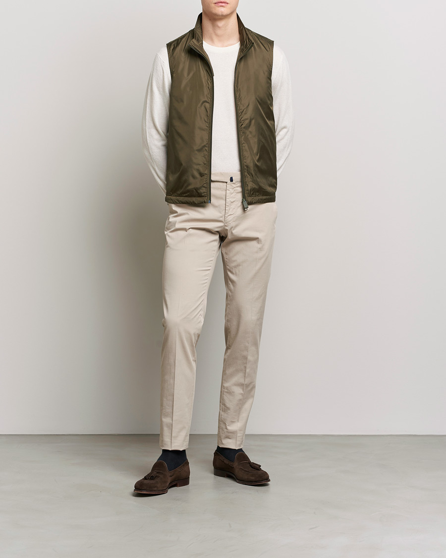 Hombres | Chalecos | Aspesi | Vernes Nylon Gilet Dark Military