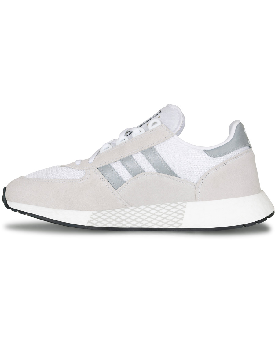 Hombres | adidas Originals Marathon Tech Sneaker White | adidas Originals | Marathon Tech Sneaker White