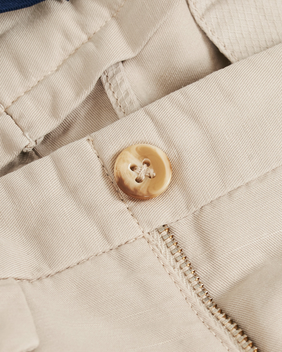 Hombres | Pantalones | Incotex | Slim Fit Pleated Chinolino Trousers Beige