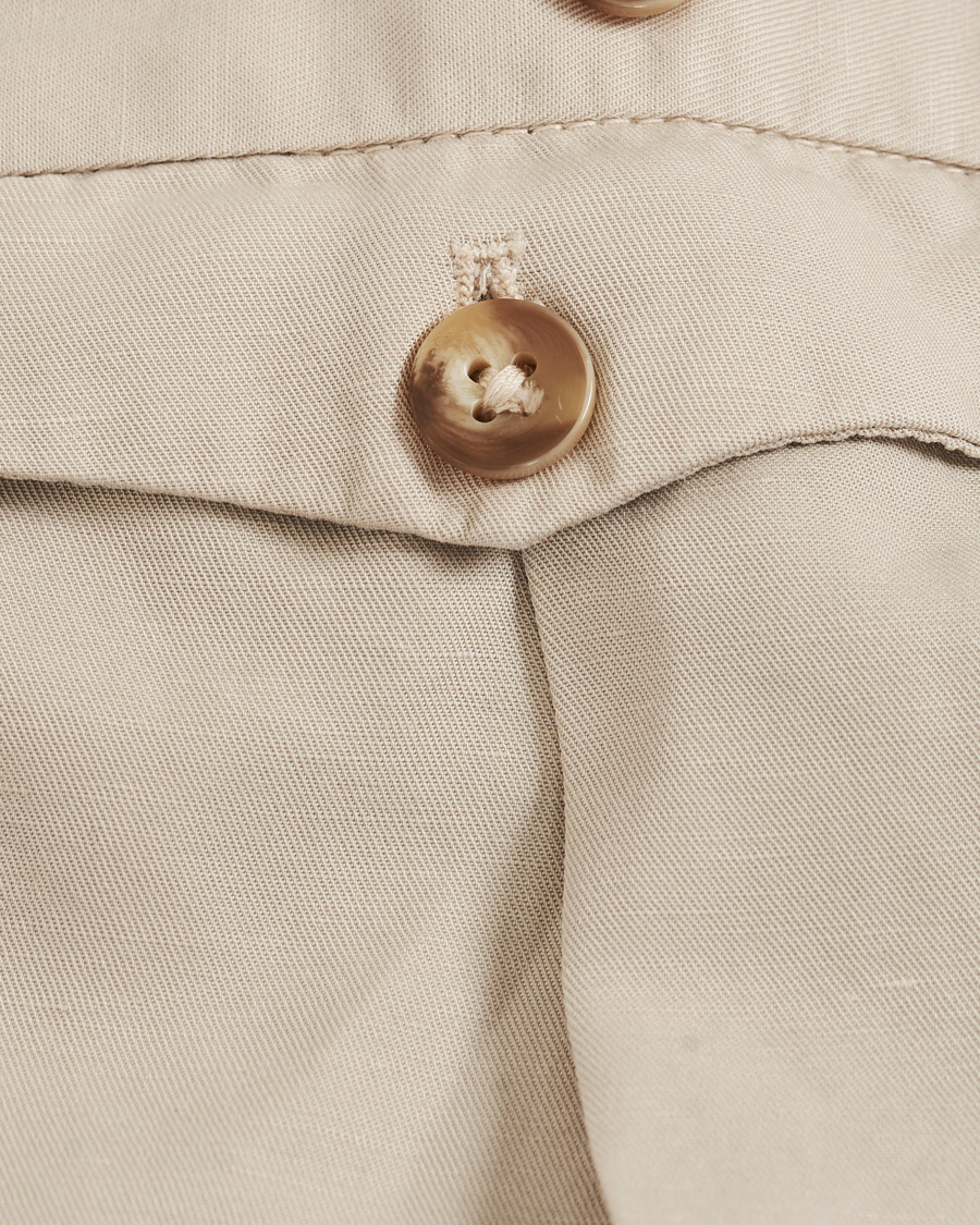 Hombres | Pantalones | Incotex | Slim Fit Pleated Chinolino Trousers Beige