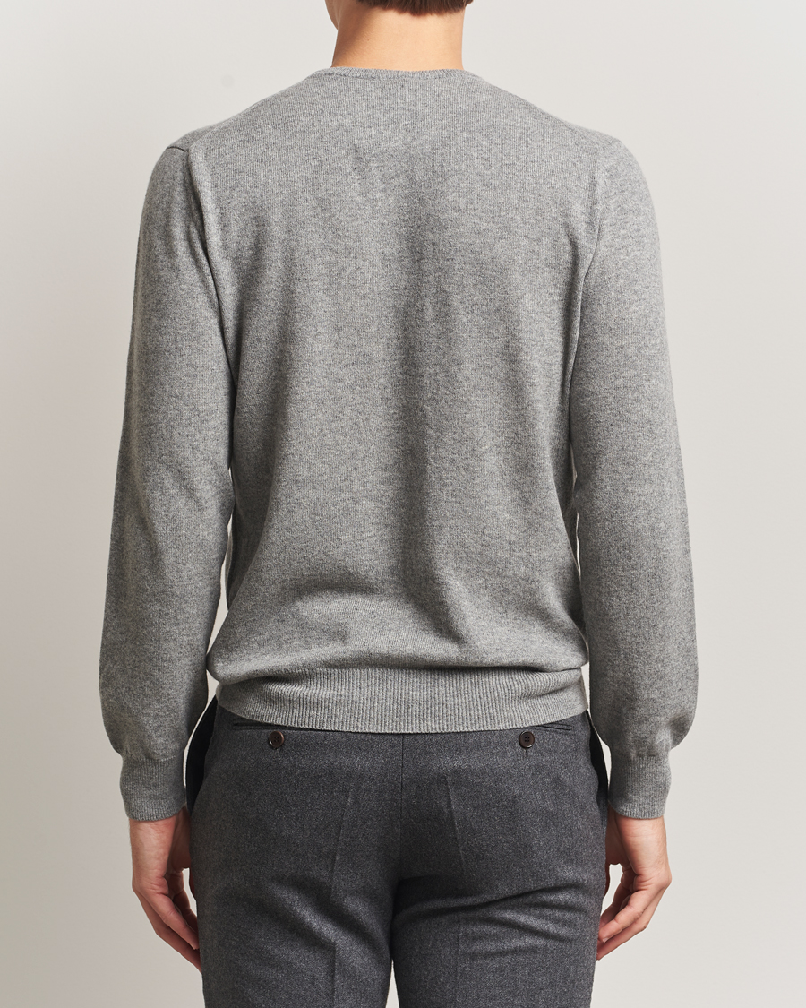 Hombres | Jerséis y prendas de punto | Piacenza Cashmere | Cashmere Crew Neck Sweater Light Grey