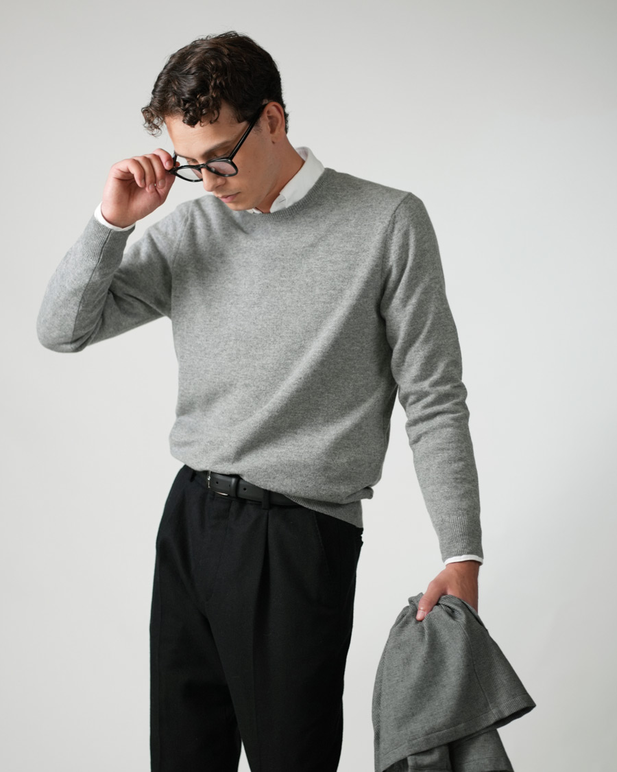 Hombres | Jerséis y prendas de punto | Piacenza Cashmere | Cashmere Crew Neck Sweater Light Grey