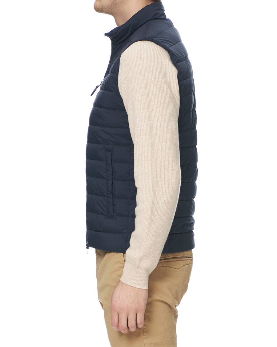 Hombres | Abrigos y chaquetas | Herno | Nuage Matt Nylon Vest Deep Blue
