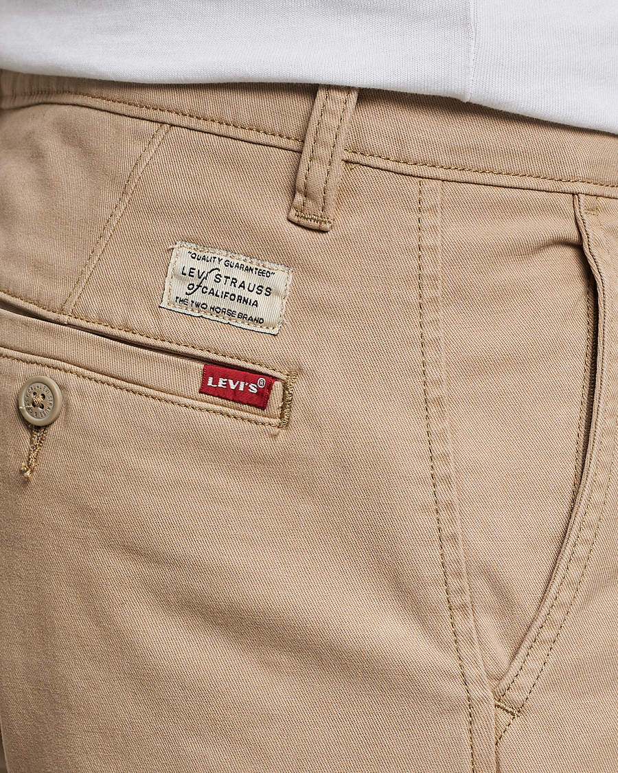 Hombres | Pantalones | Levi's | Garment Dyed Stretch Chino Beige