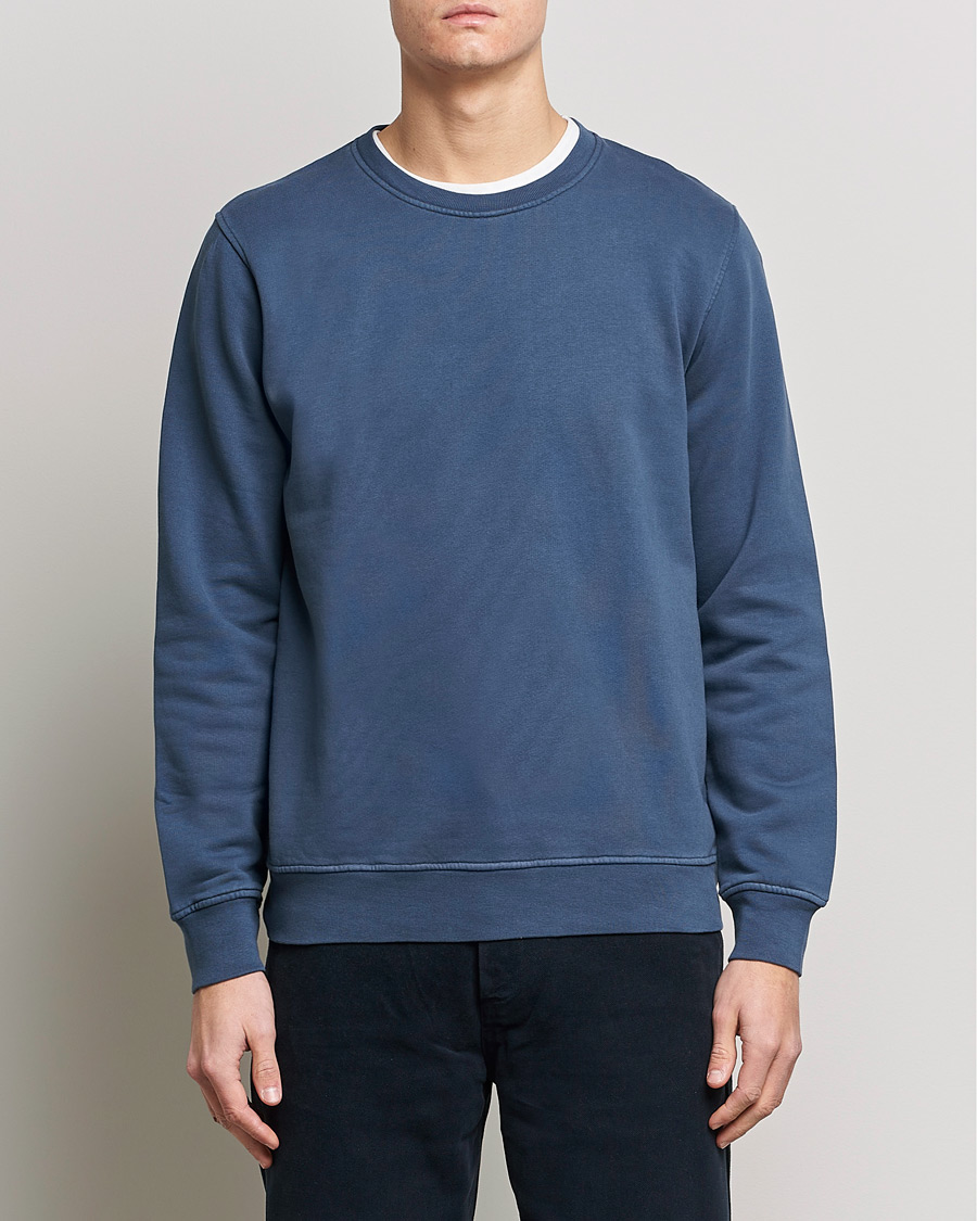 Hombres | Jerséis y prendas de punto | Colorful Standard | Classic Organic Crew Neck Sweat Petrol Blue
