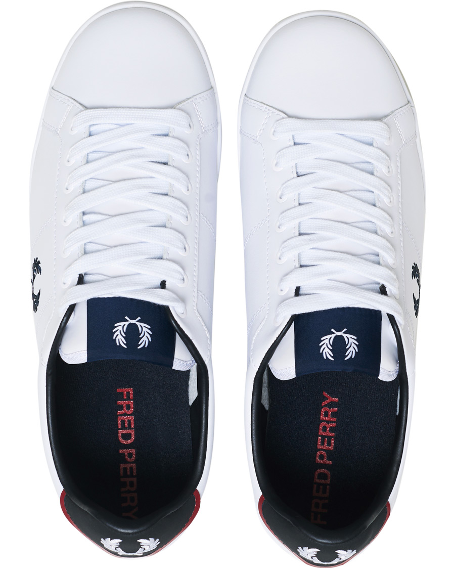 Hombres | Fred Perry B722 Leather Sneaker White/Navy | Fred Perry | B722 Leather Sneaker White/Navy