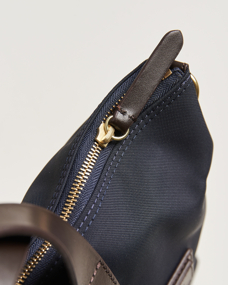 Hombres | Bolsos | Mismo | MismoM/S Canvas Slim BriefNavy/Dark Brown