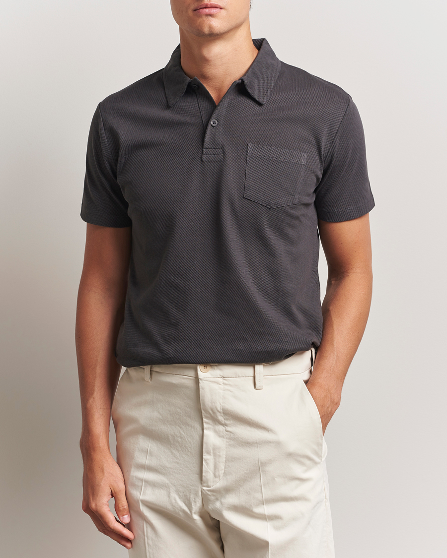 Hombres | Polos | Sunspel | Riviera Polo Shirt Charcoal