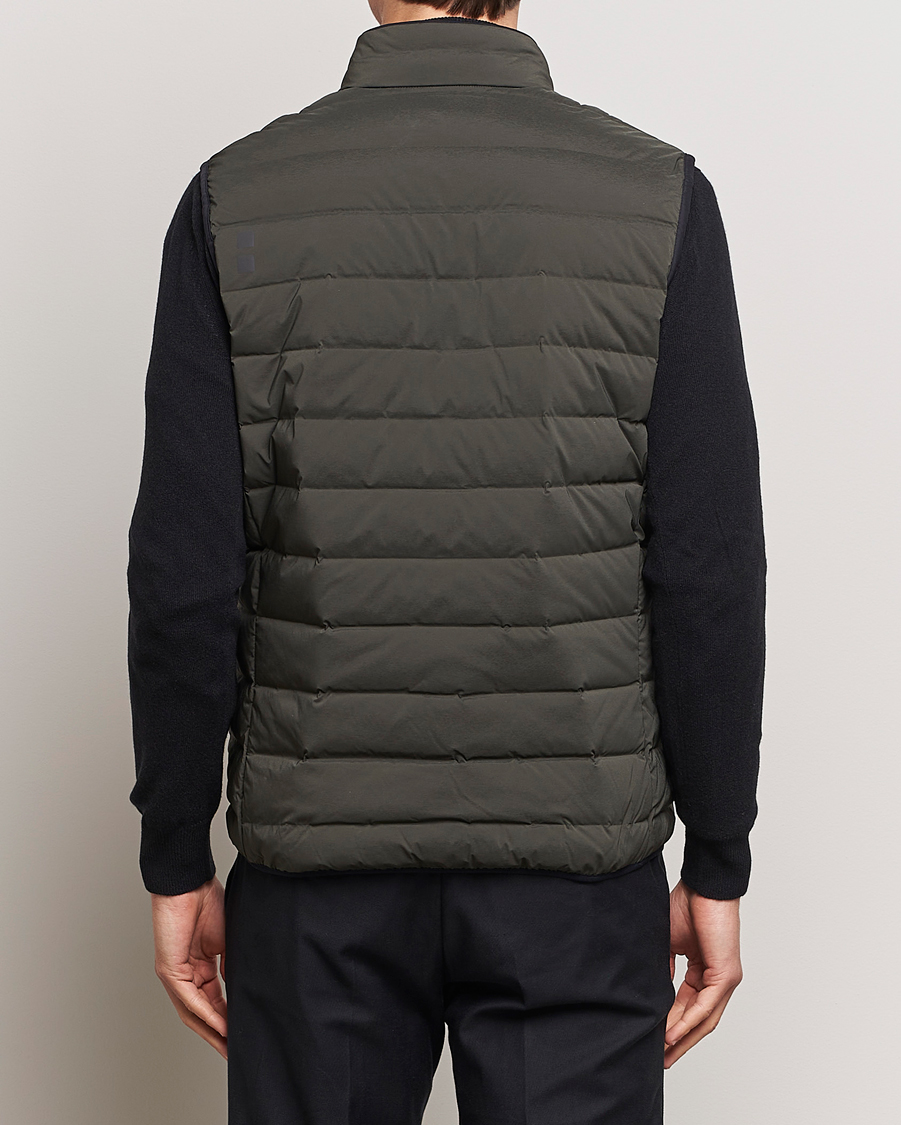 Hombres | Chalecos | UBR | Sonic Vest Night Olive