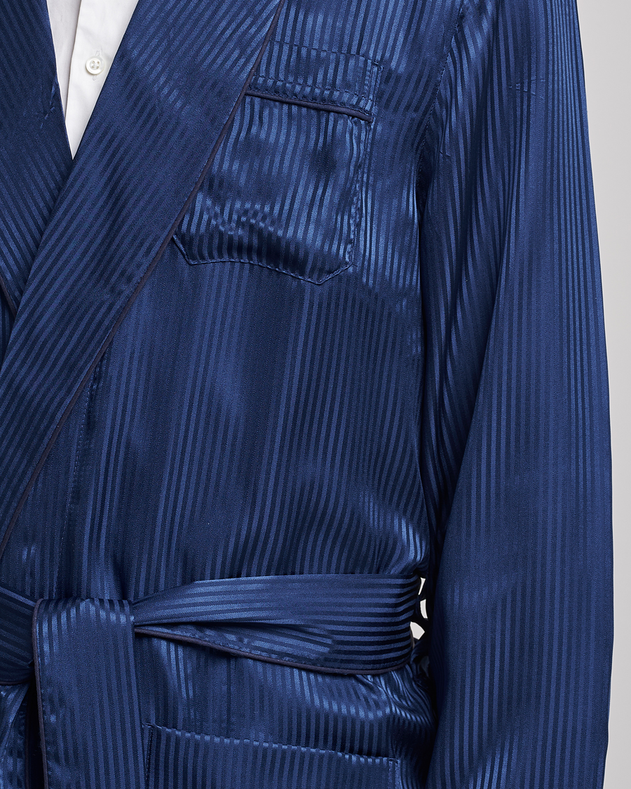 Hombres | Pijamas y batas | Derek Rose | Pure Silk Striped Dressing Gown Navy