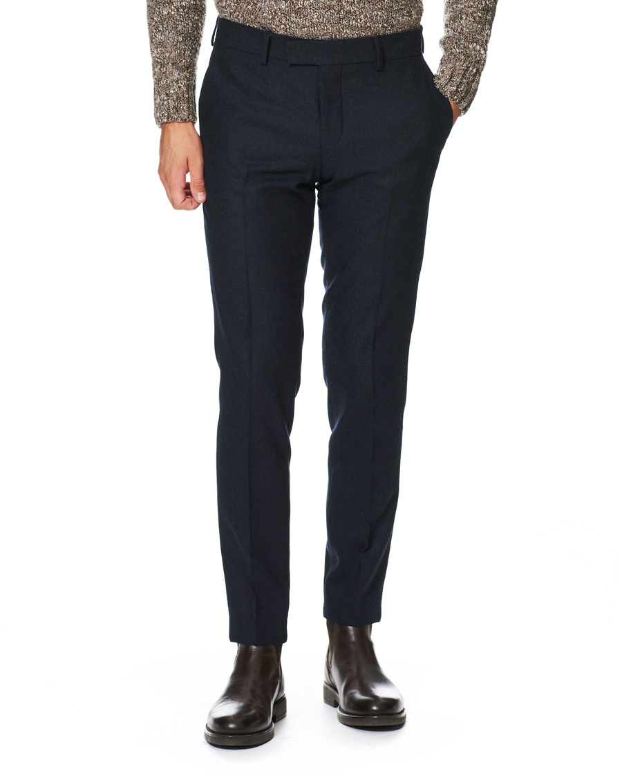 Hombres | Pantalones | Tiger of Sweden | Tordon Flannel Trousers Navy