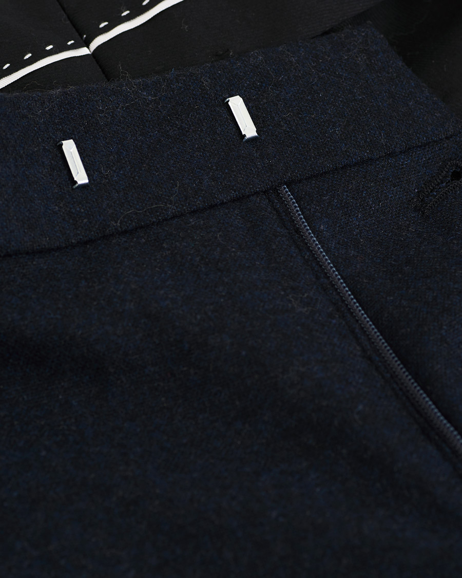 Hombres | Pantalones | Tiger of Sweden | Tordon Flannel Trousers Navy