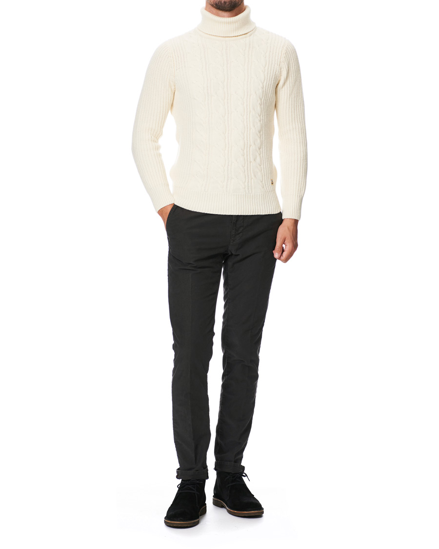 Hombres | Pantalones | Incotex | Slim Fit Garment Dyed Washed Slacks Black