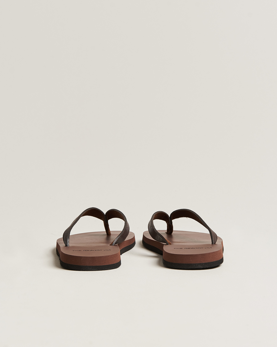 Hombres | The Resort Co Saffiano Leather Flip-Flop Brown | The Resort Co | Saffiano Leather Flip-Flop Brown