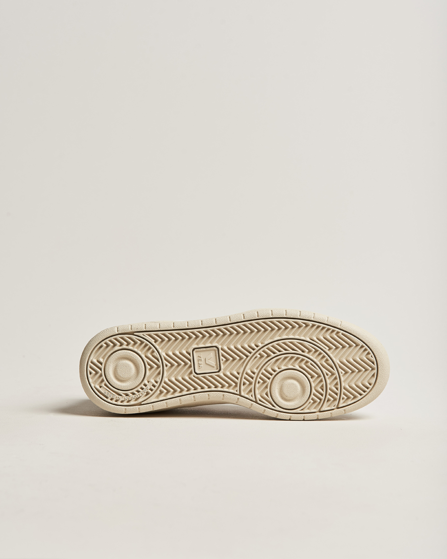 Hombres | Veja V-12 Leather Sneaker White/Marsala Nautico | Veja | V-12 Leather Sneaker White/Marsala Nautico