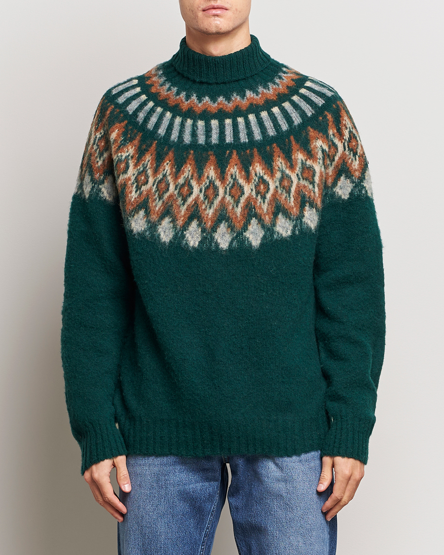 Hombres | Jerséis y prendas de punto | Howlin' | Brushed Wool Fair Isle Roll Neck Forest