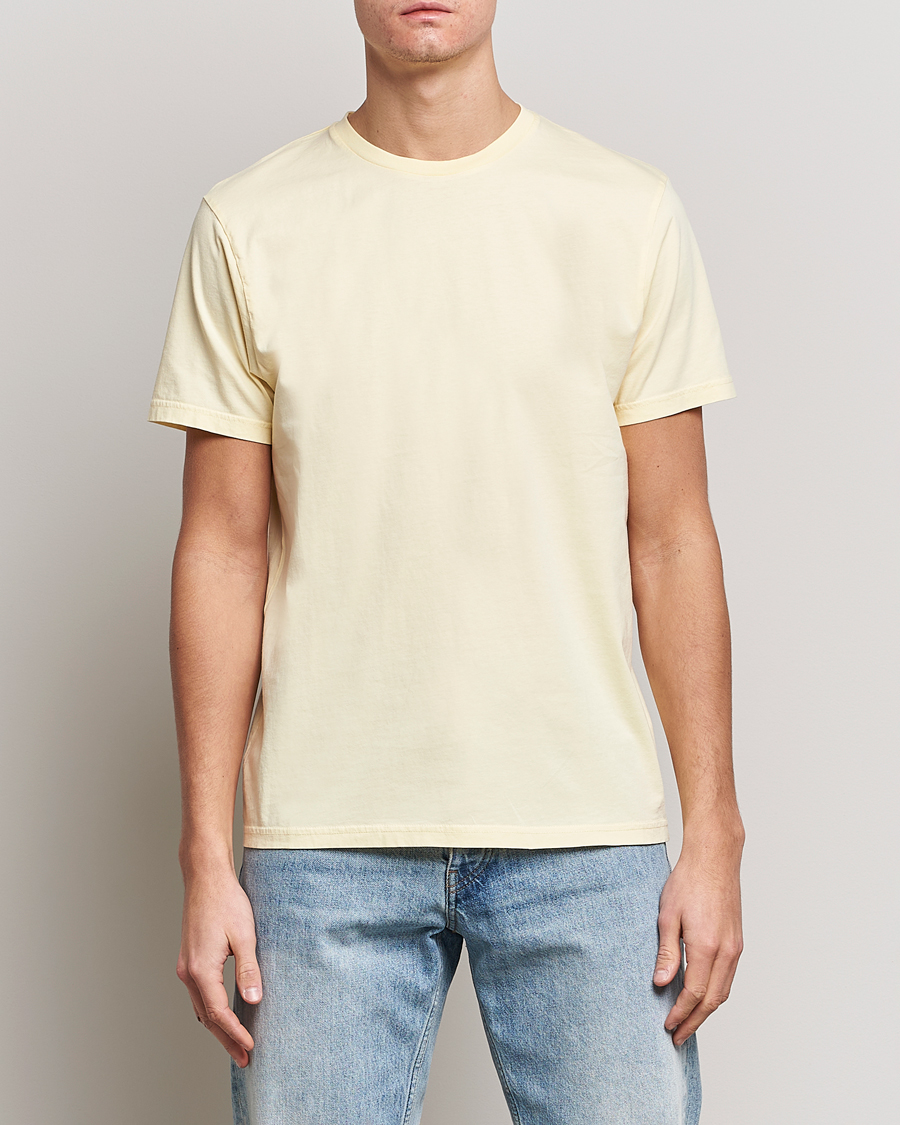Hombres | Camisetas | Colorful Standard | Classic Organic T-Shirt Soft Yellow
