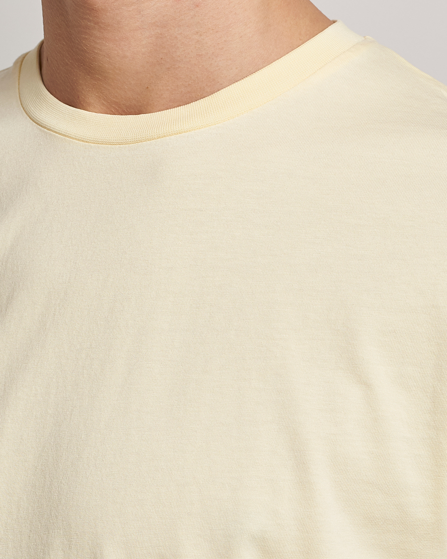 Hombres | Camisetas | Colorful Standard | Classic Organic T-Shirt Soft Yellow