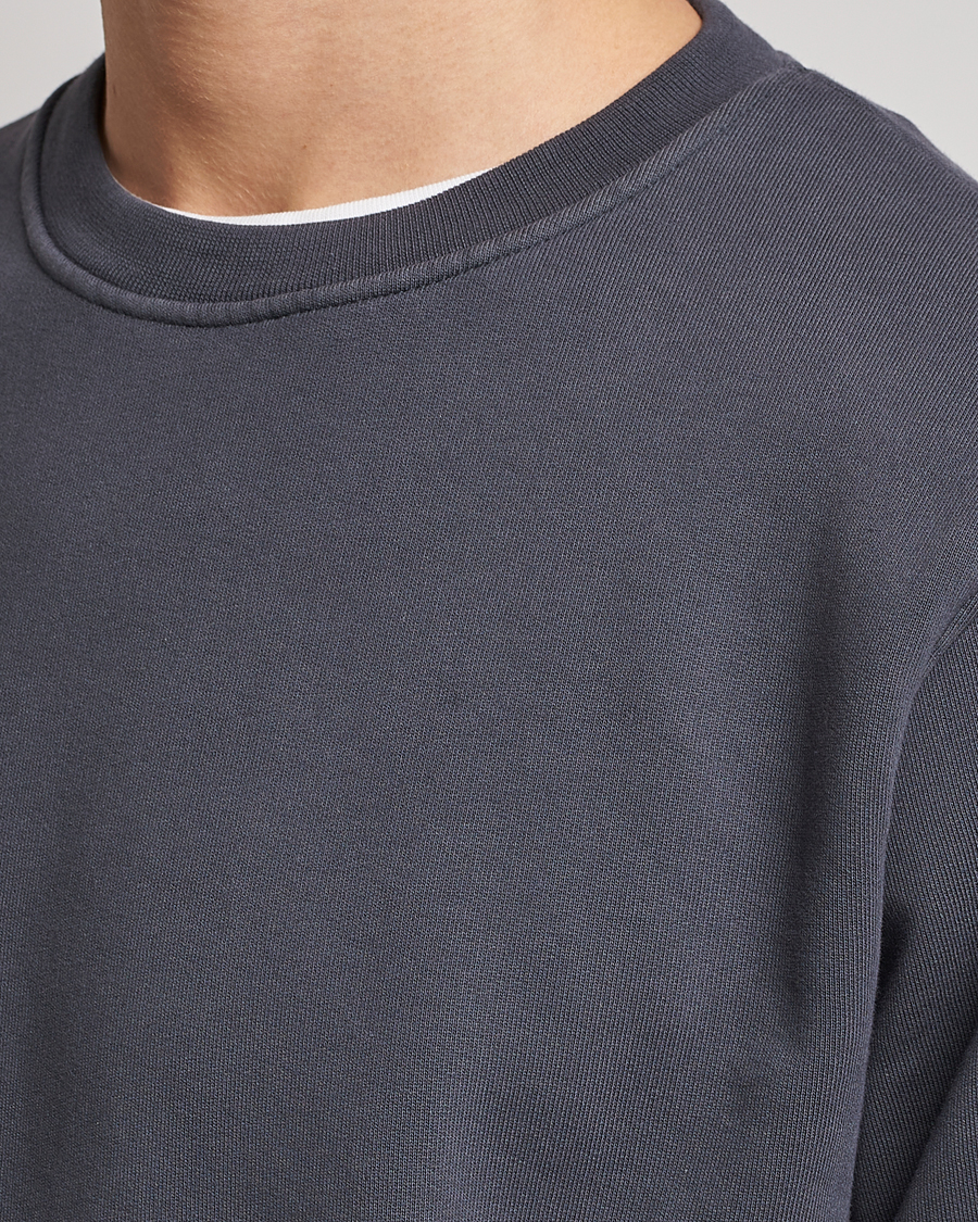 Hombres | Jerséis y prendas de punto | Colorful Standard | Classic Organic Crew Neck Sweat Lava Grey