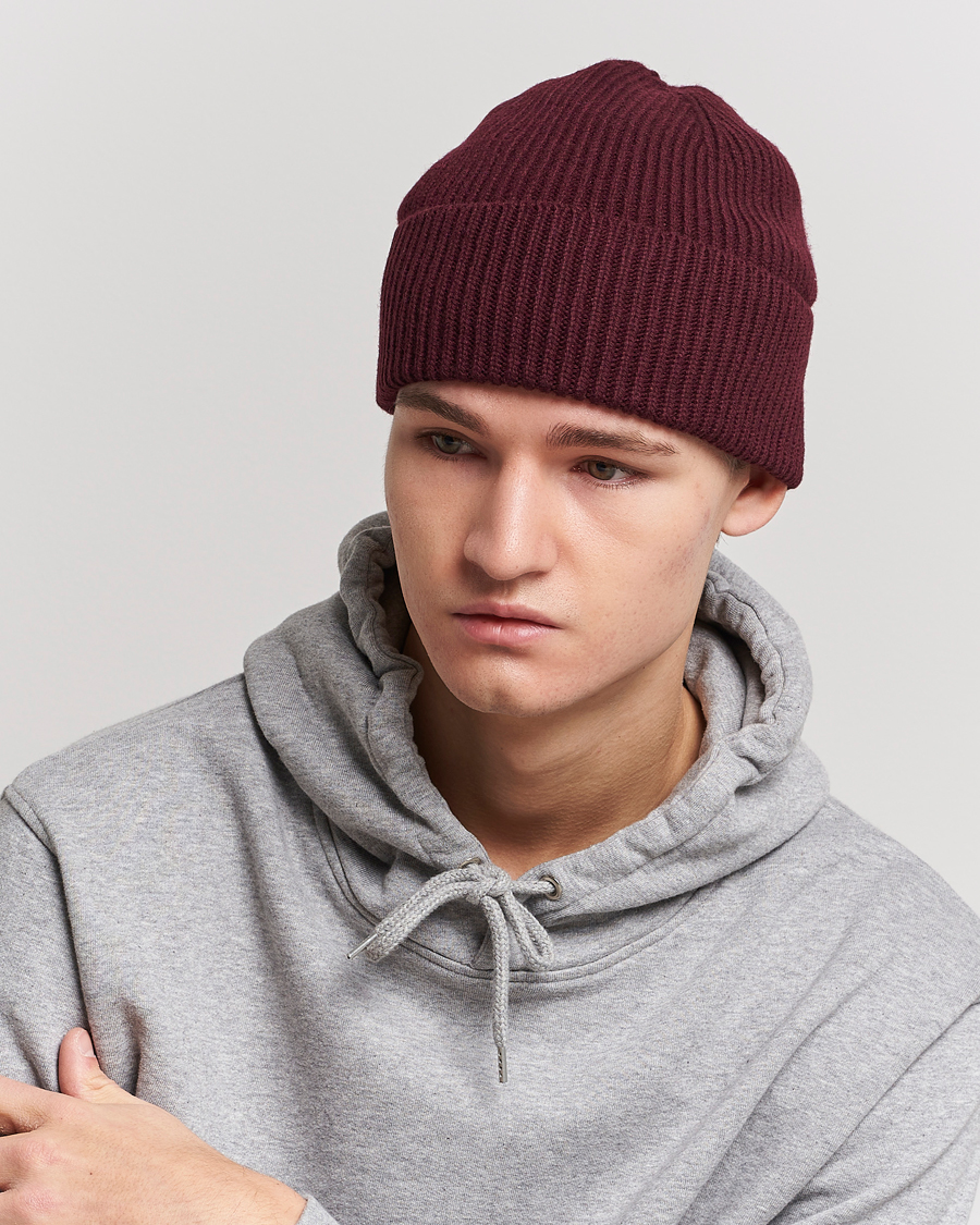Hombres |  | Colorful Standard | Merino Wool Beanie Oxblood Red
