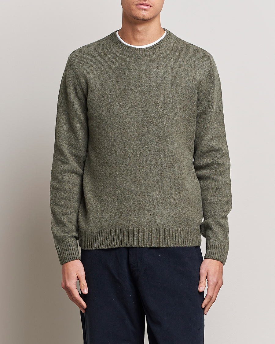 Hombres | Colorful Standard | Colorful Standard | Classic Merino Wool Crew Neck Dusty Olive