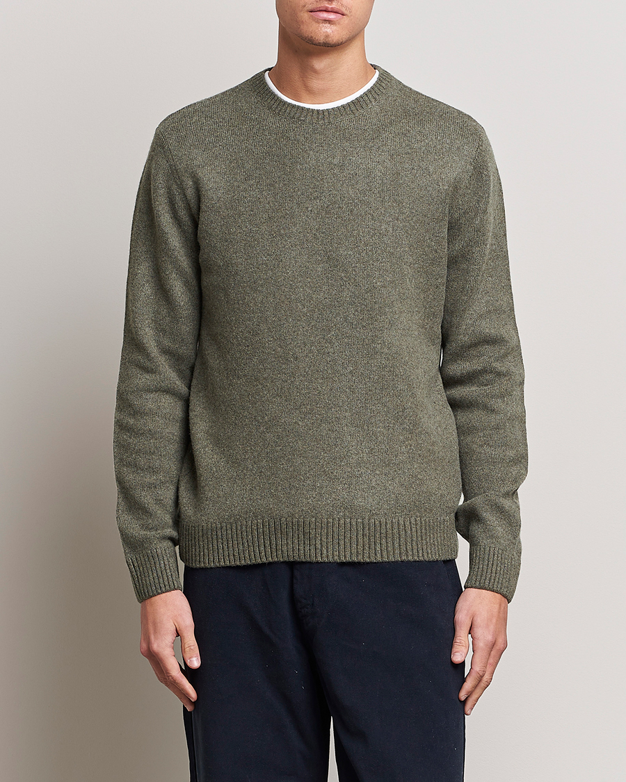 Hombres | Jerséis y prendas de punto | Colorful Standard | Classic Merino Wool Crew Neck Dusty Olive