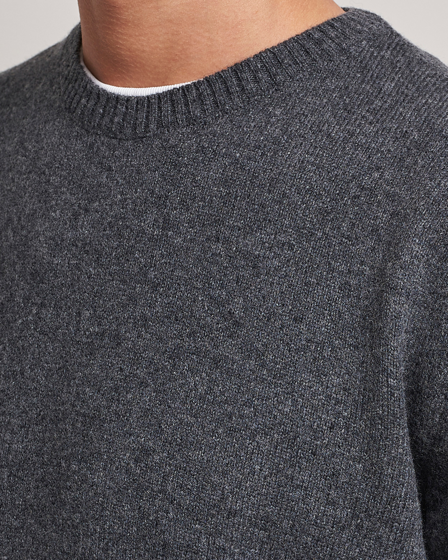 Hombres | Jerséis y prendas de punto | Colorful Standard | Classic Merino Wool Crew Neck Lava Grey