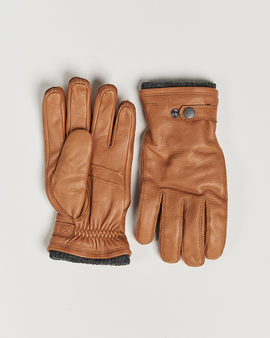 Hombres | Guantes | Hestra | Utsjö Fleece Lined Buckle Elkskin Glove Cognac