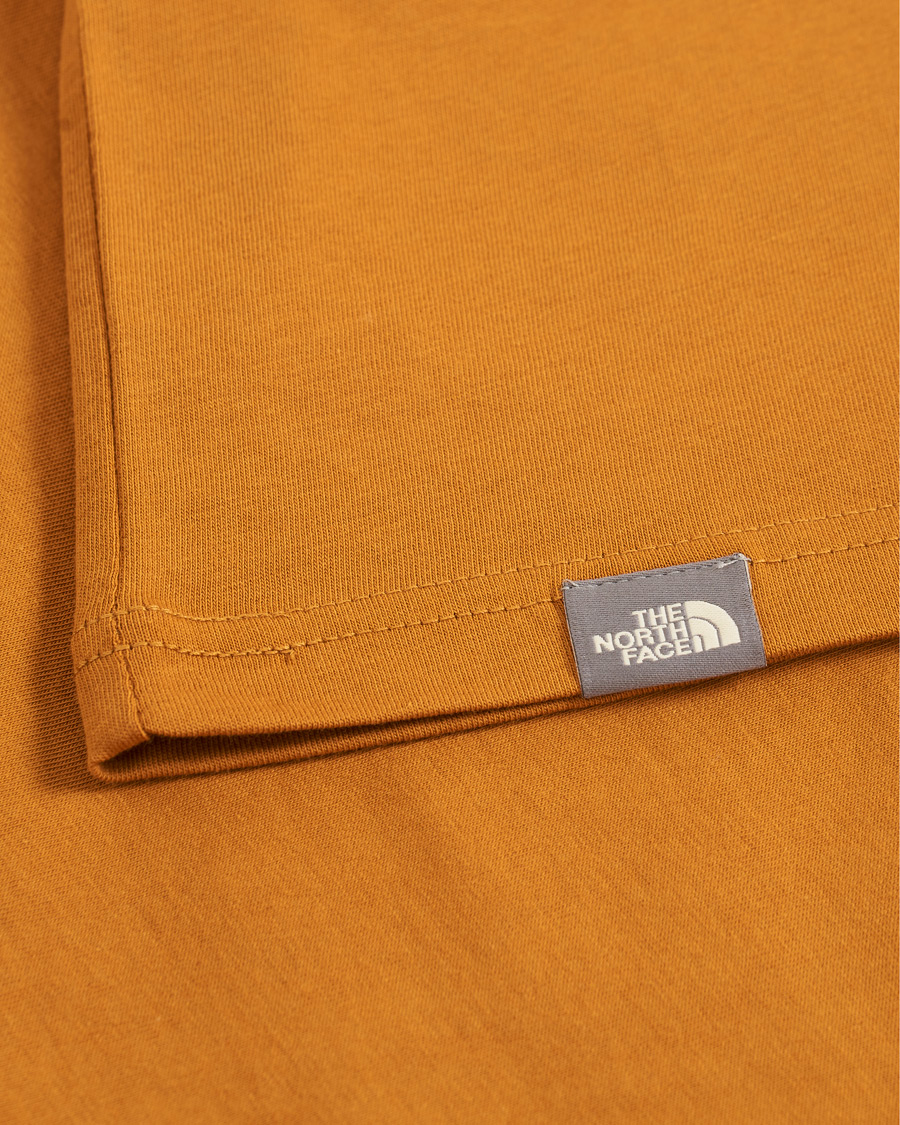Hombres | Camisetas | The North Face | Crew Neck Tee Timber Tan