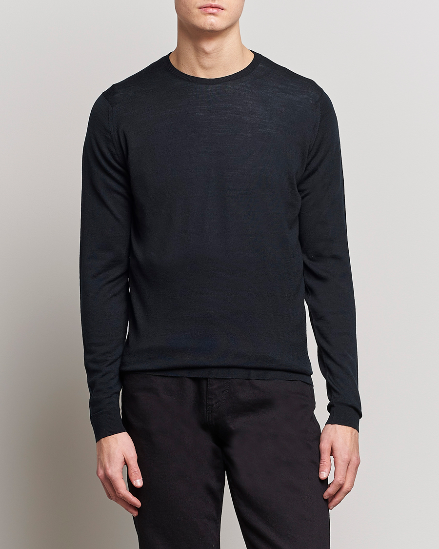 Hombres | Jerséis y prendas de punto | John Smedley | Lundy Extra Fine Merino Crew Neck Black