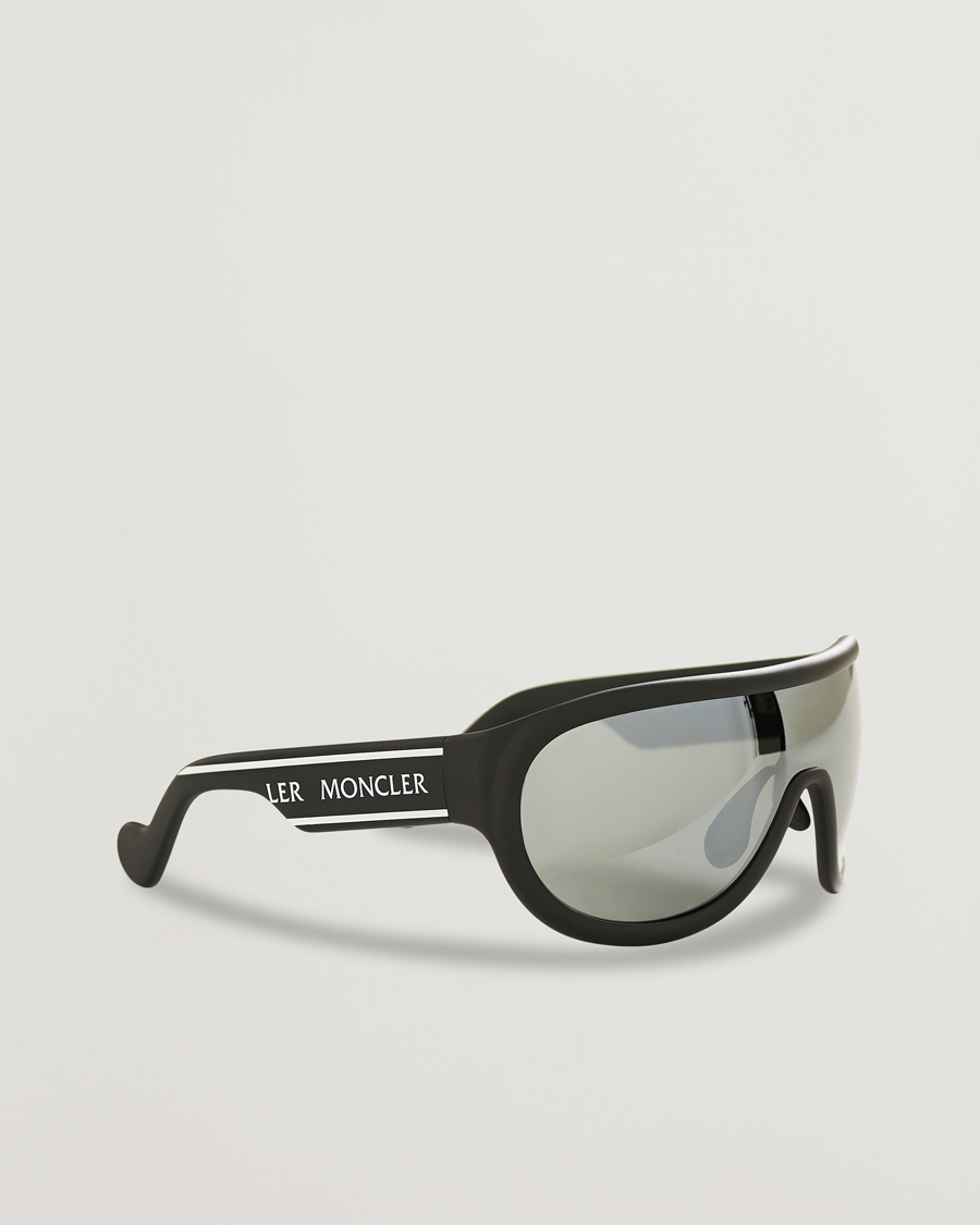 Hombres | Moncler Lunettes ML0106 Sunglasses Matte Black | Moncler Lunettes | ML0106 Sunglasses Matte Black