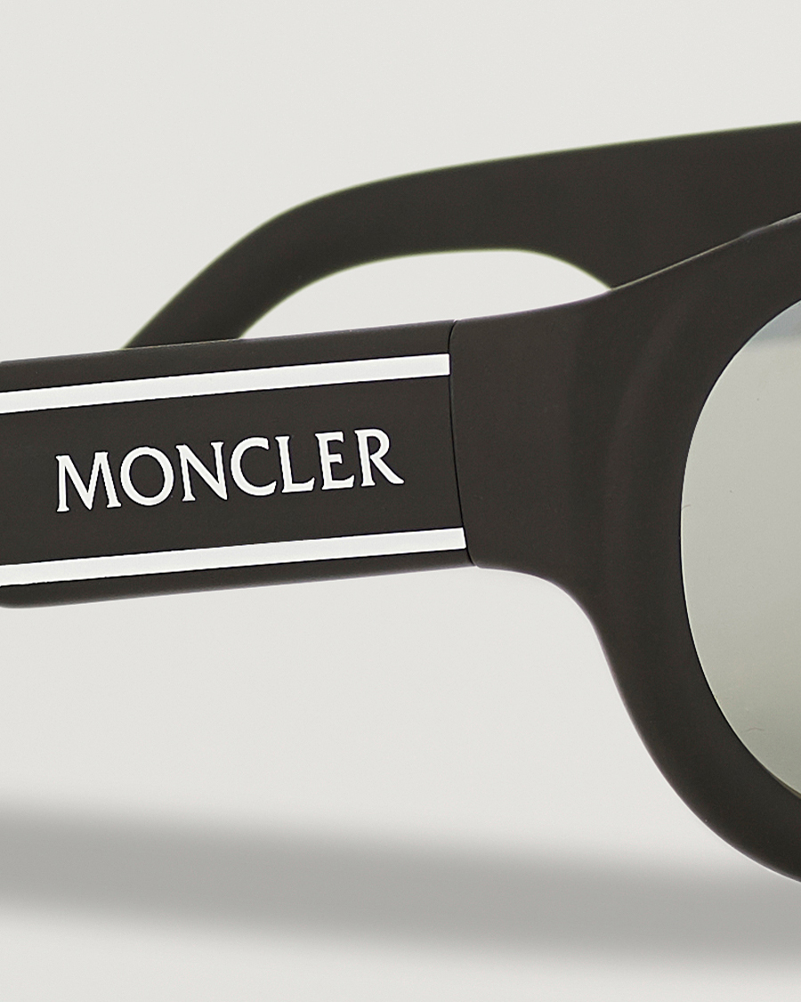 Hombres | Moncler Lunettes ML0106 Sunglasses Matte Black | Moncler Lunettes | ML0106 Sunglasses Matte Black