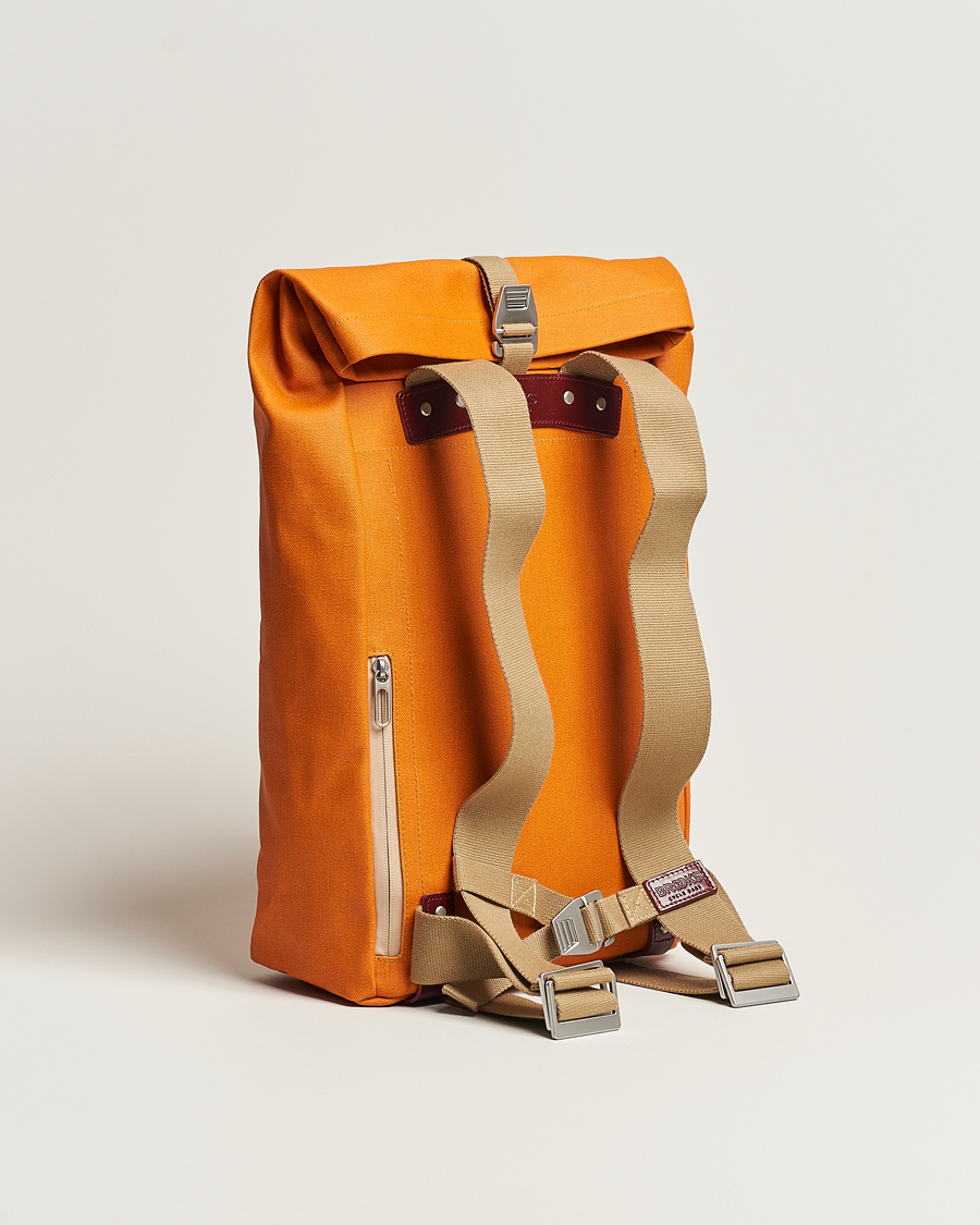 Hombres | Bolsos | Brooks England | Pickwick Cotton Canvas 26L Backpack Goose Beak/Maroon
