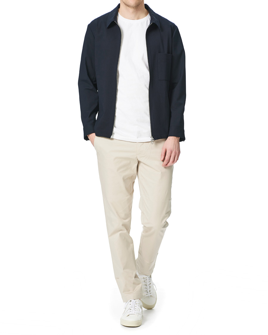 Hombres | Pantalones | J.Lindeberg | Chaze Super Satin Strech Chinos Sand Grey