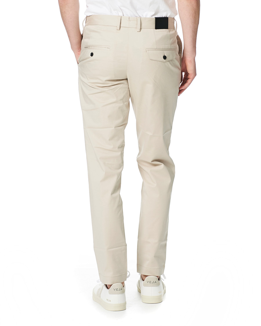 Hombres | Pantalones | J.Lindeberg | Chaze Super Satin Strech Chinos Sand Grey