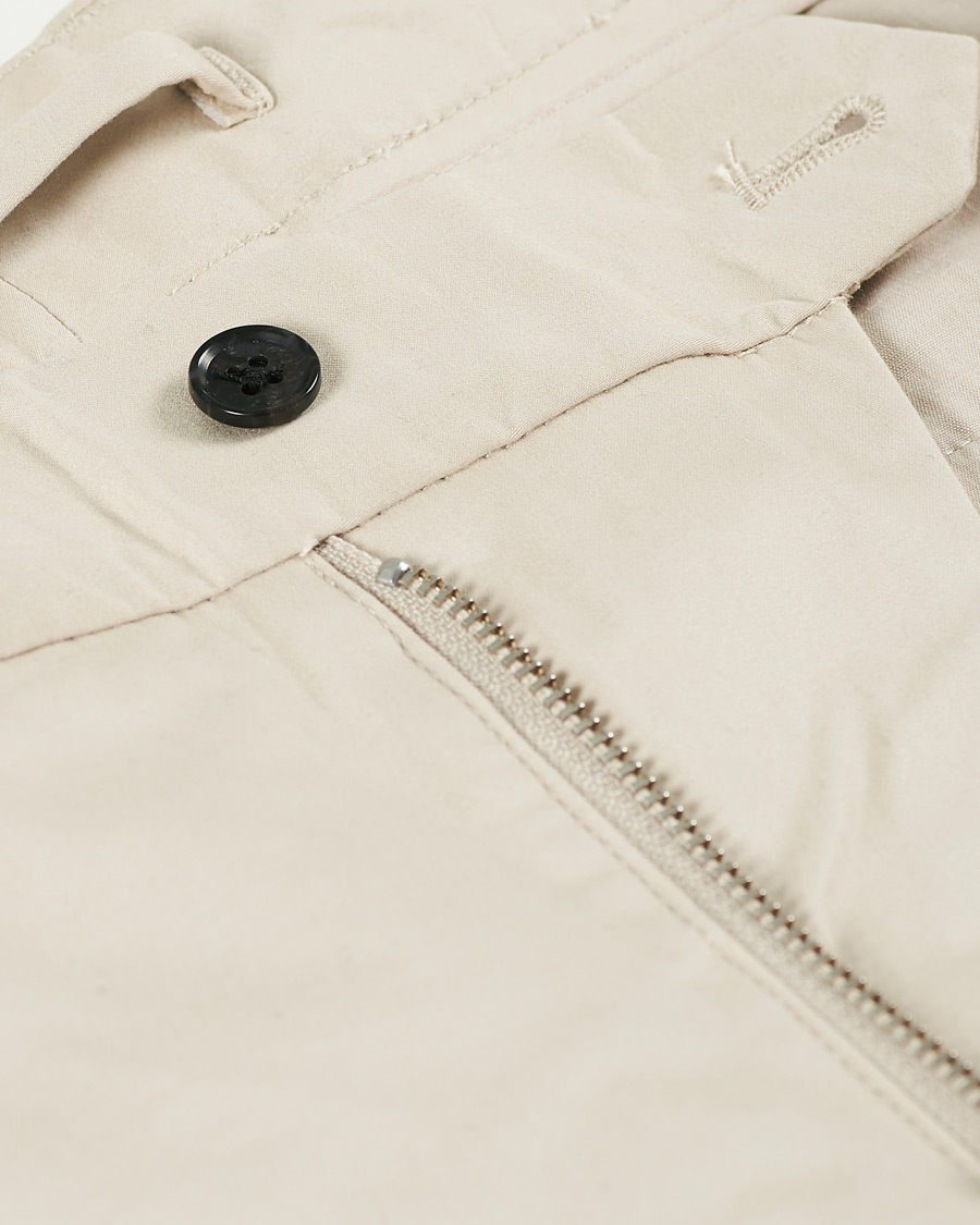 Hombres | Pantalones | J.Lindeberg | Chaze Super Satin Strech Chinos Sand Grey