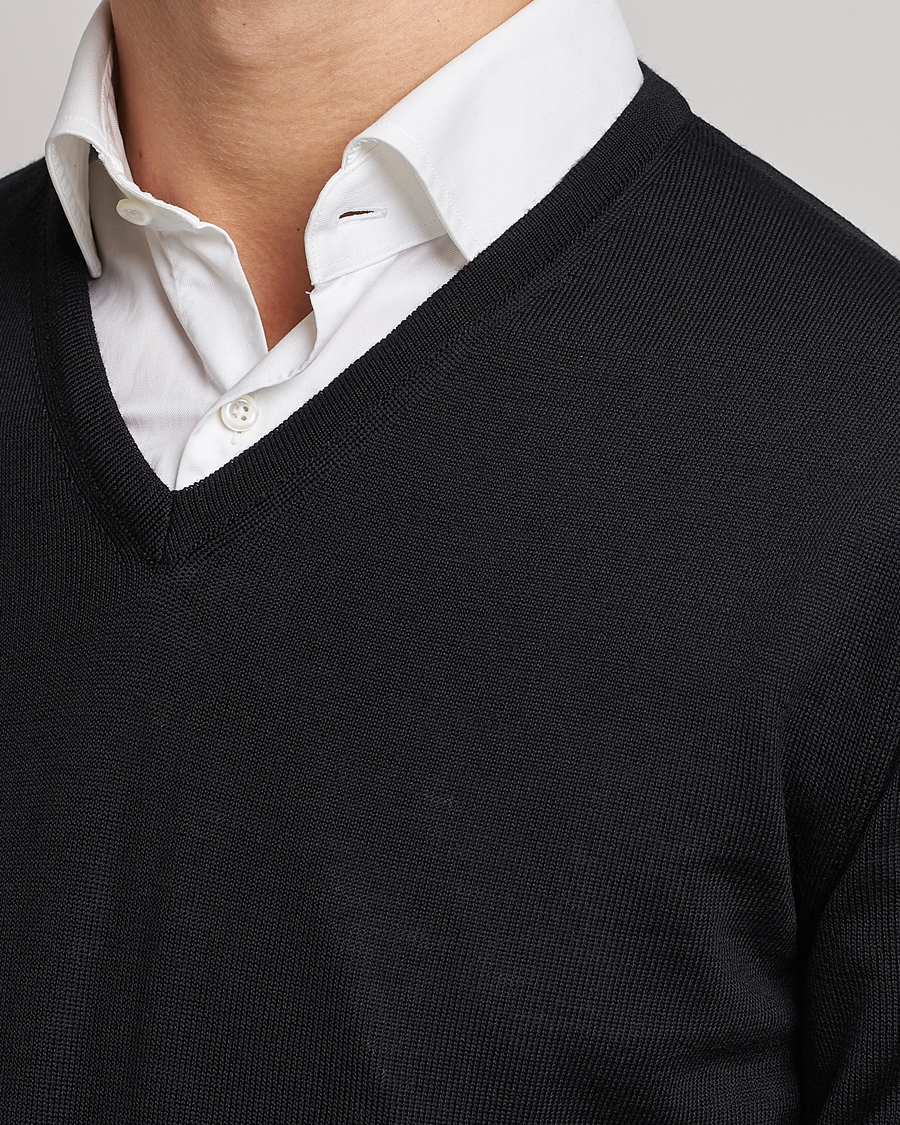 Hombres | Jerséis y prendas de punto | Stenströms | Merino V-Neck Black